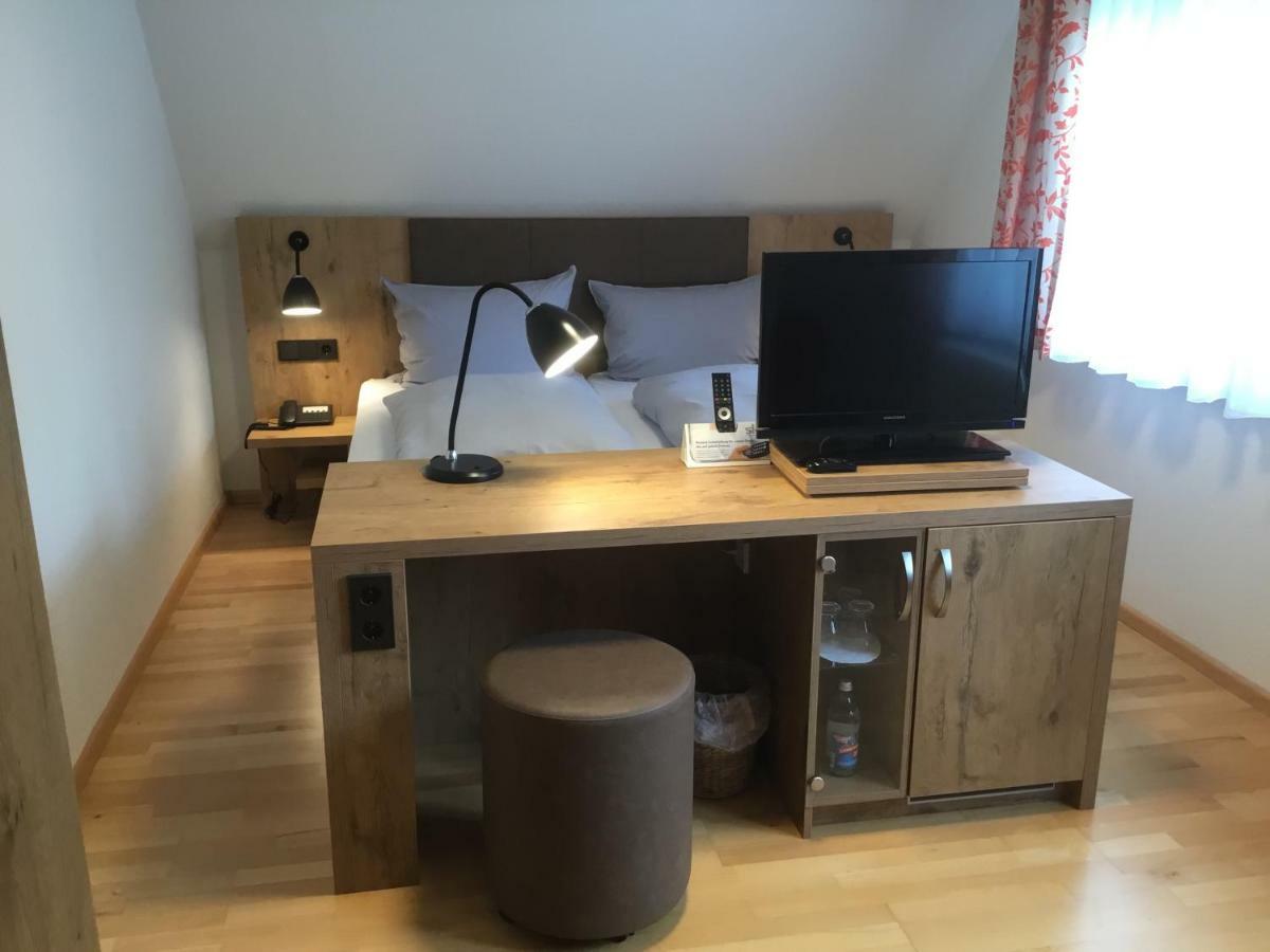Landgasthof Kinzigstrand 비베라흐 외부 사진